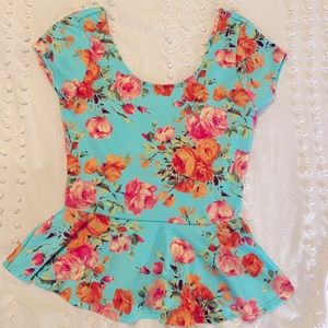 Women’s summer top